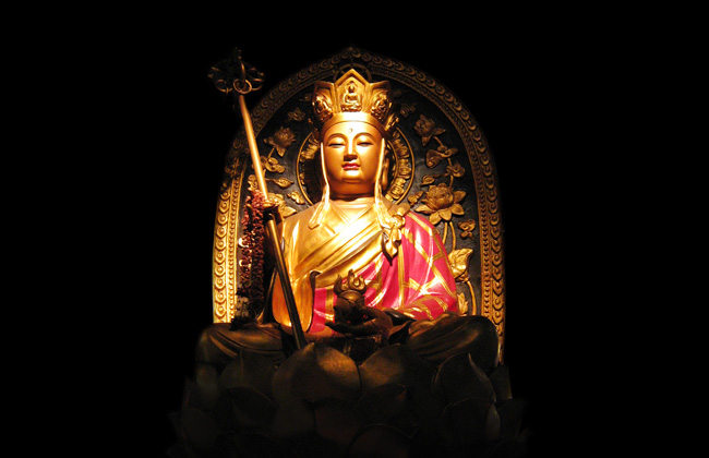 Niệm danh hiệu Nam-mô A-di-đà Phật sẽ lọc sạch phiền não trong thân tâm Người Niệm Phật.