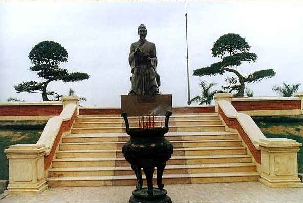 Cuộc đời và sự nghiệp của danh nhân văn hóa lớn Nguyễn Bỉnh Khiêm.
